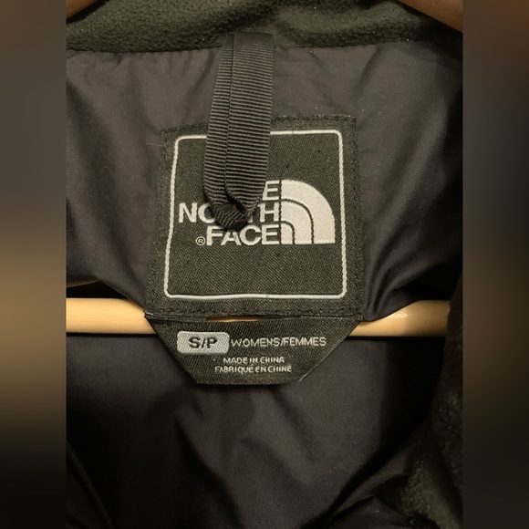 The North Face Women’s Down Jacket - Size Small - Picture 5 of 6